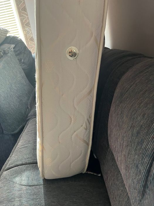 Vând saltea Premium Viscotex !!