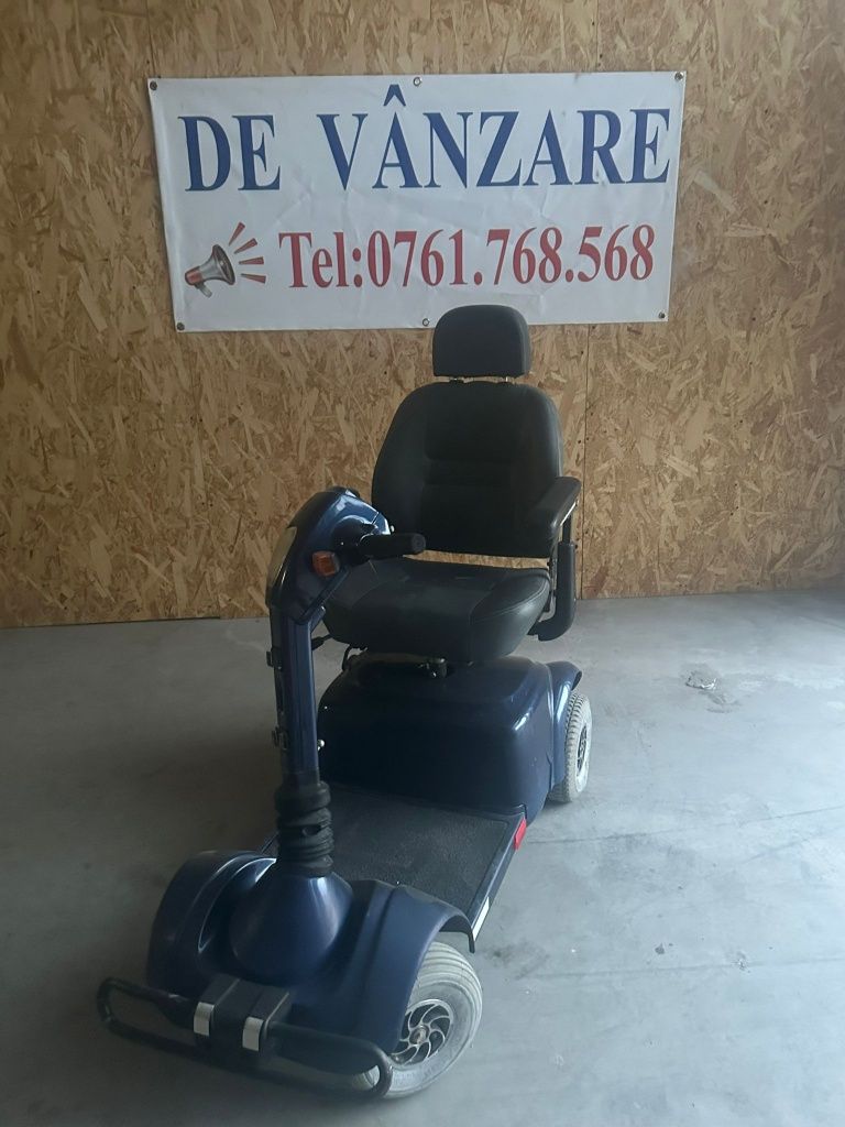 Cărucior scuter electric