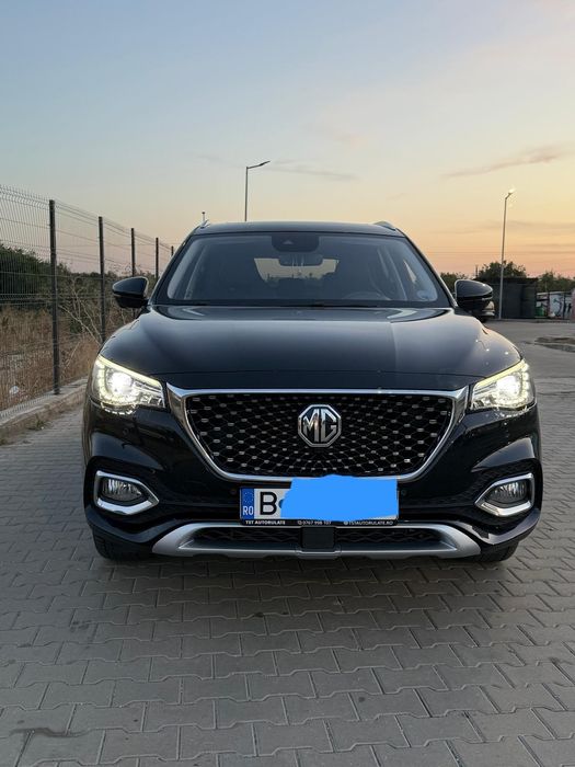 MG EHS 2022 plug-in Luxury