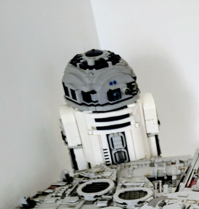l LEGO Star Wars - R2-D2 75308,