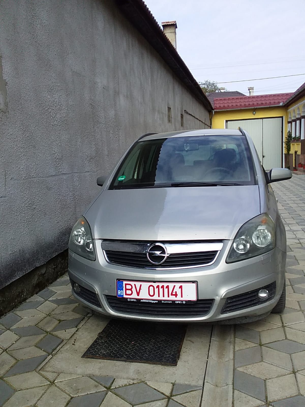 Opel zafira 2007 1.9 cdti