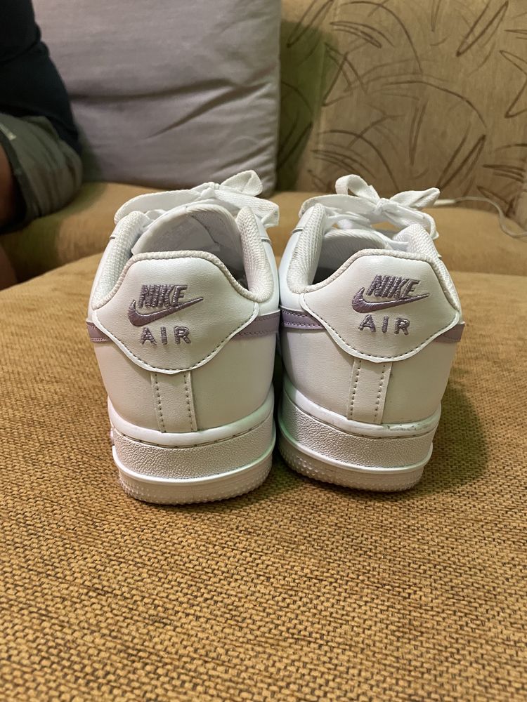 Air Force 1 Бели