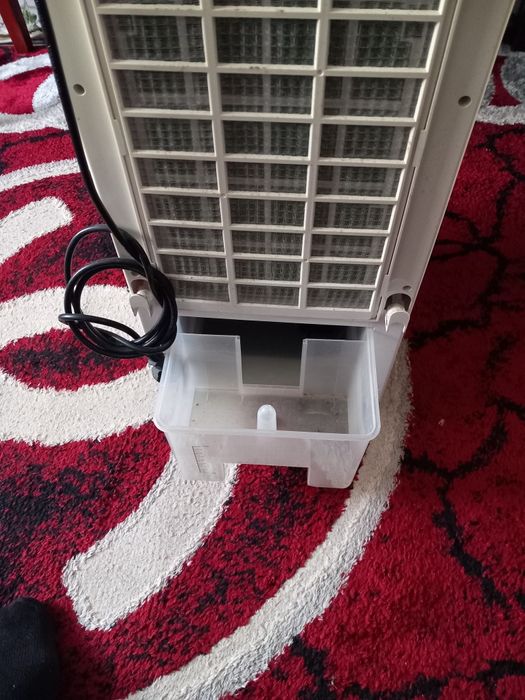 Descriere Instalatie de aer conditionat KR-7010, 60 W, 8 L, 220 m3 / h