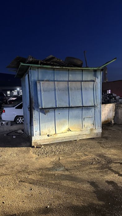 Продается 2 контейнера срочно