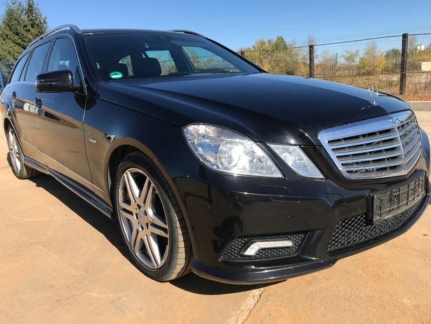 Dezmembrez mercedes e350 4matic w212 e220 e250 e300 e350 euro5 4matic