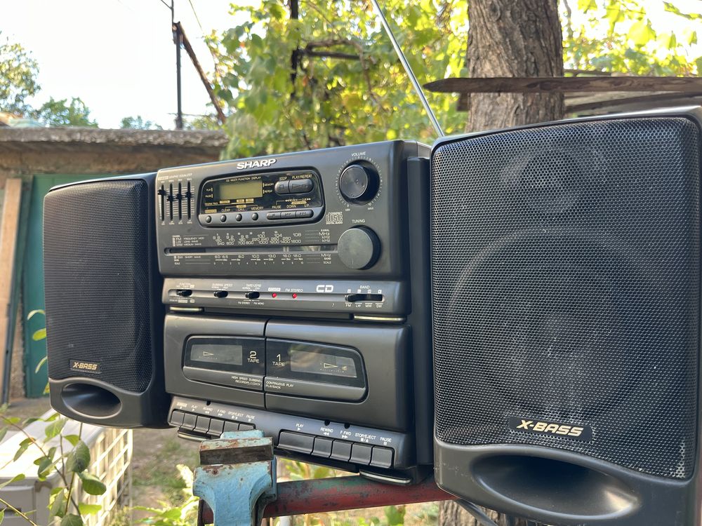 Радиокасетофон Sharp cd -555H(GY)