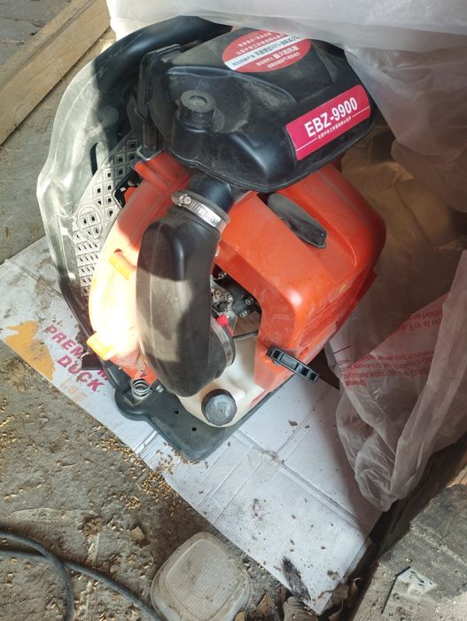 Ветродуй-воздуходувка бензиновый.