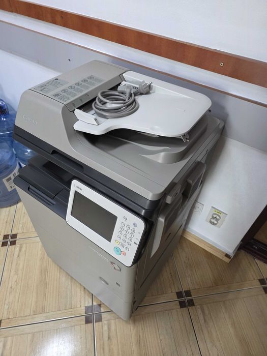 Multifunctionala alb-negru - Canon imageRUNNER ADVANCE 500i -