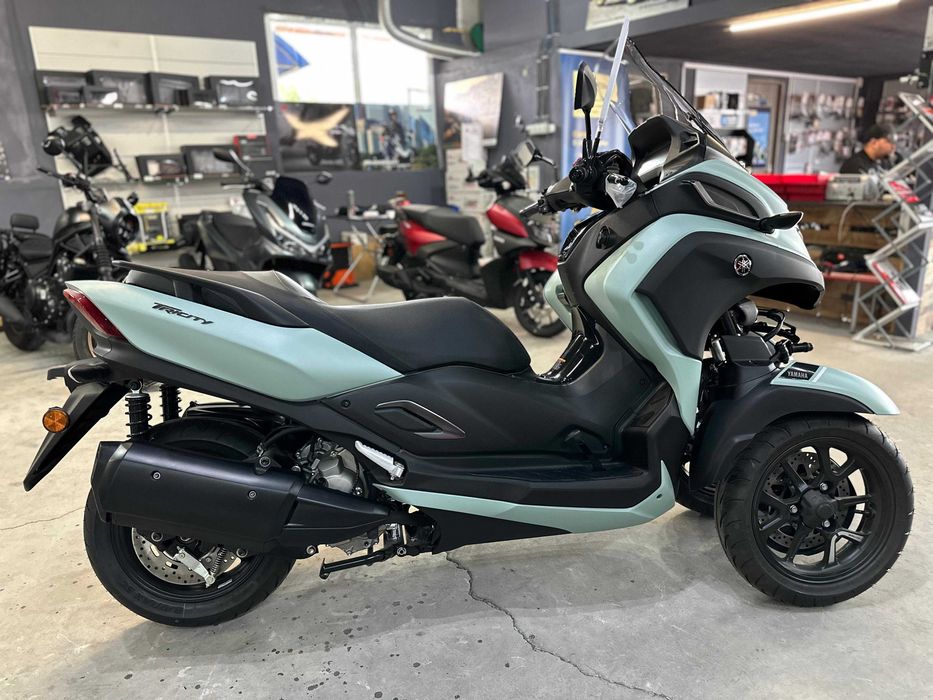 Yamaha Tricity 300 - se conduce cu B - stoc Yamaha Constanta