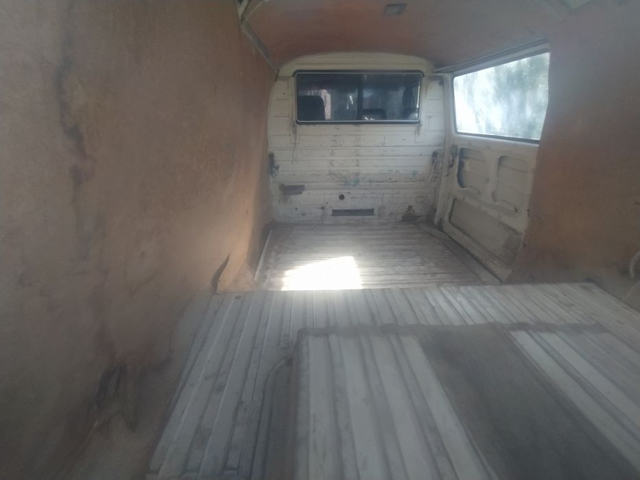 В срочном прадаже Бусик В робочем состоянии Обмен есть