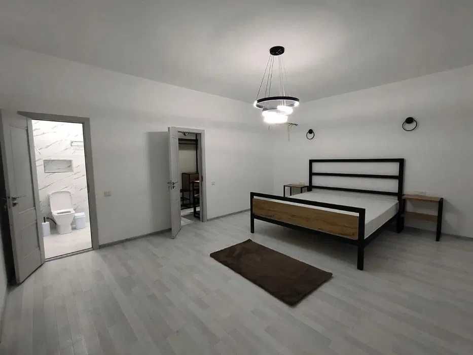 Аренда Евро коттеджа с бассейном / id888 /