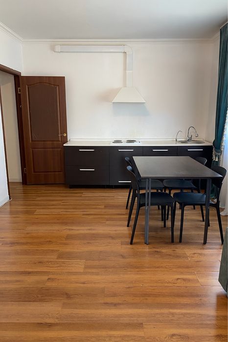 Продам б/у ламинат