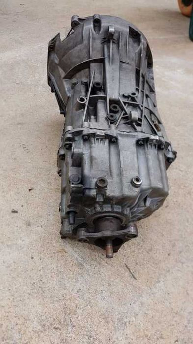 cutie 6 viteze ford transit 2.4 tdci,an 2006-2011