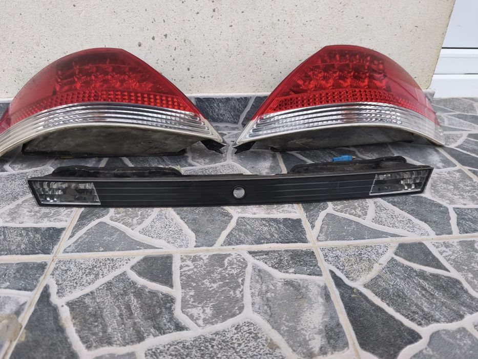 Set stopuri BMW seria 7  E65, E66
