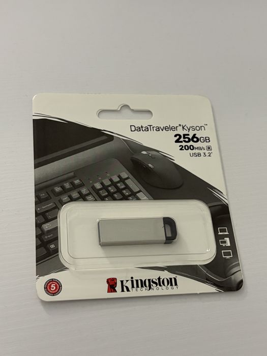 stick kingston 256 gb , sigilat - nou usb 3.2