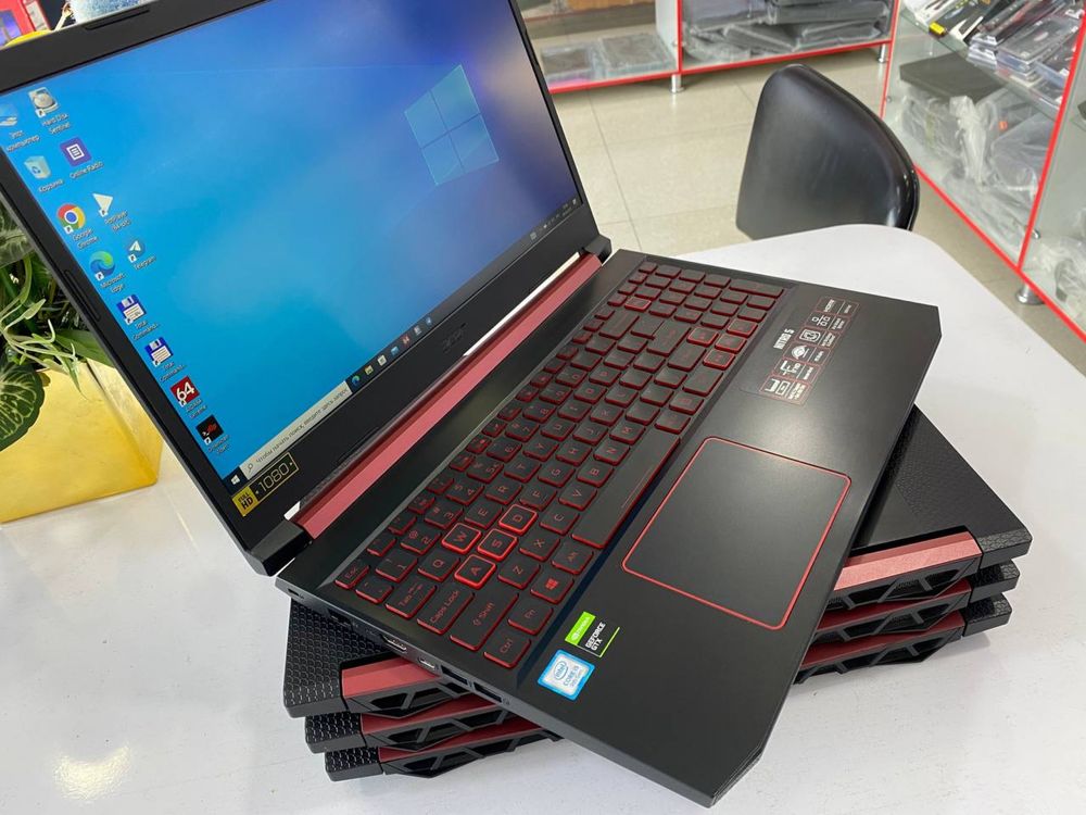 Acer nitro  16gb 512 ssd