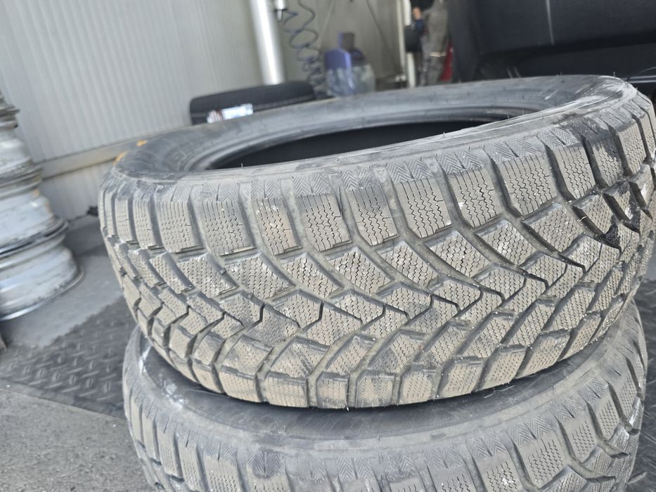 Anvelope iarna 235 55 r17