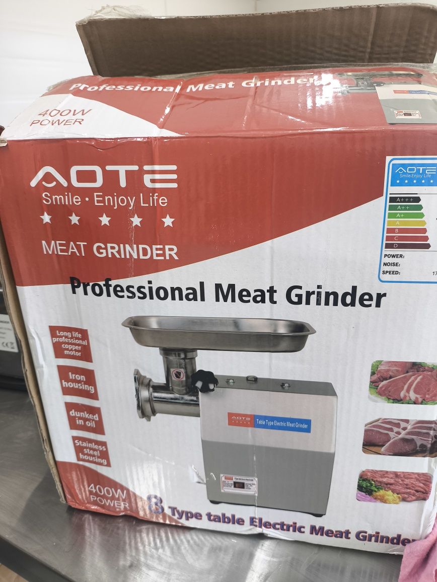 Продам мясорубку