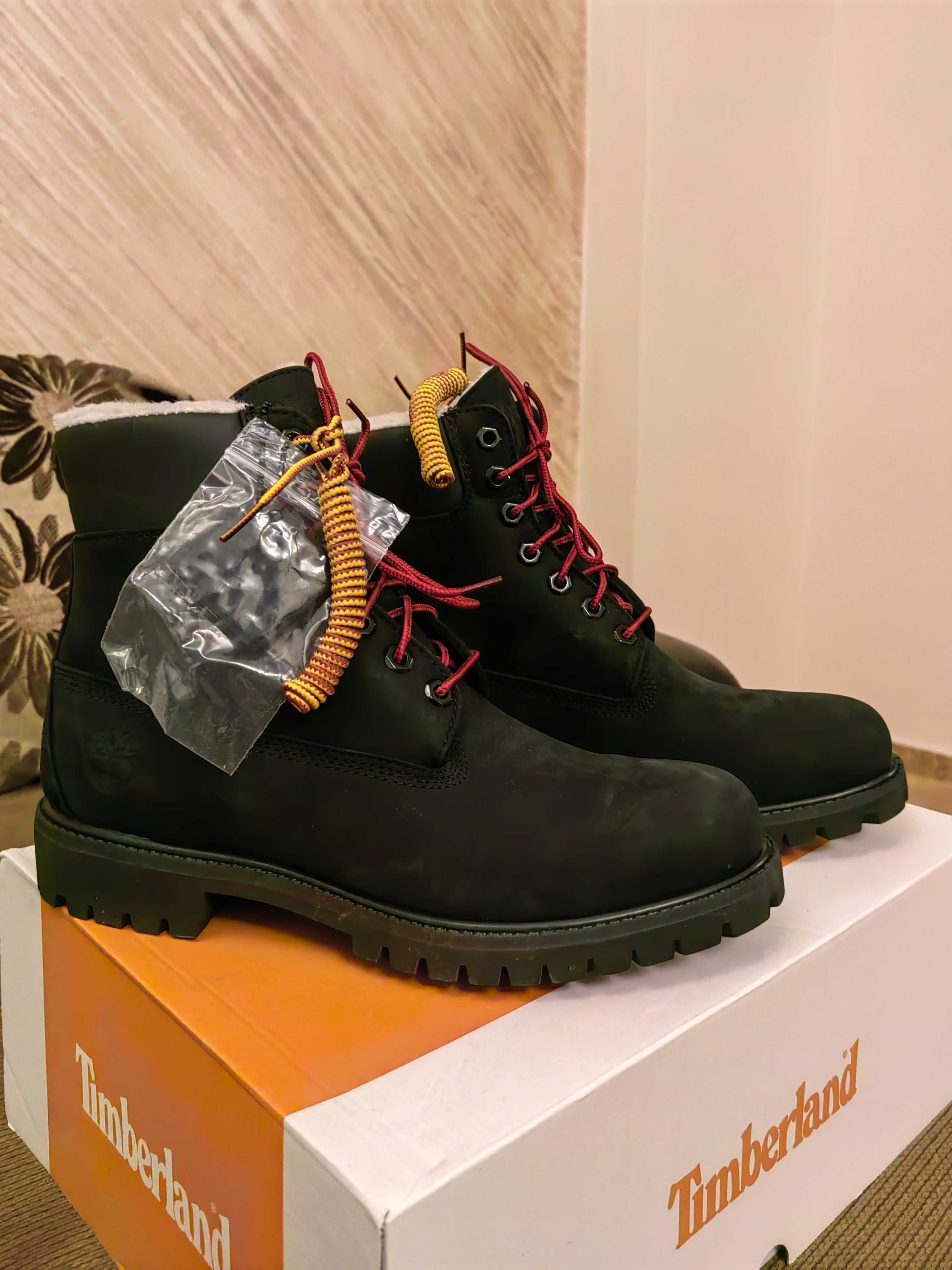 Bocanci/Ghete Timberland 6 Inch Premium Nubuck (42.5-43)