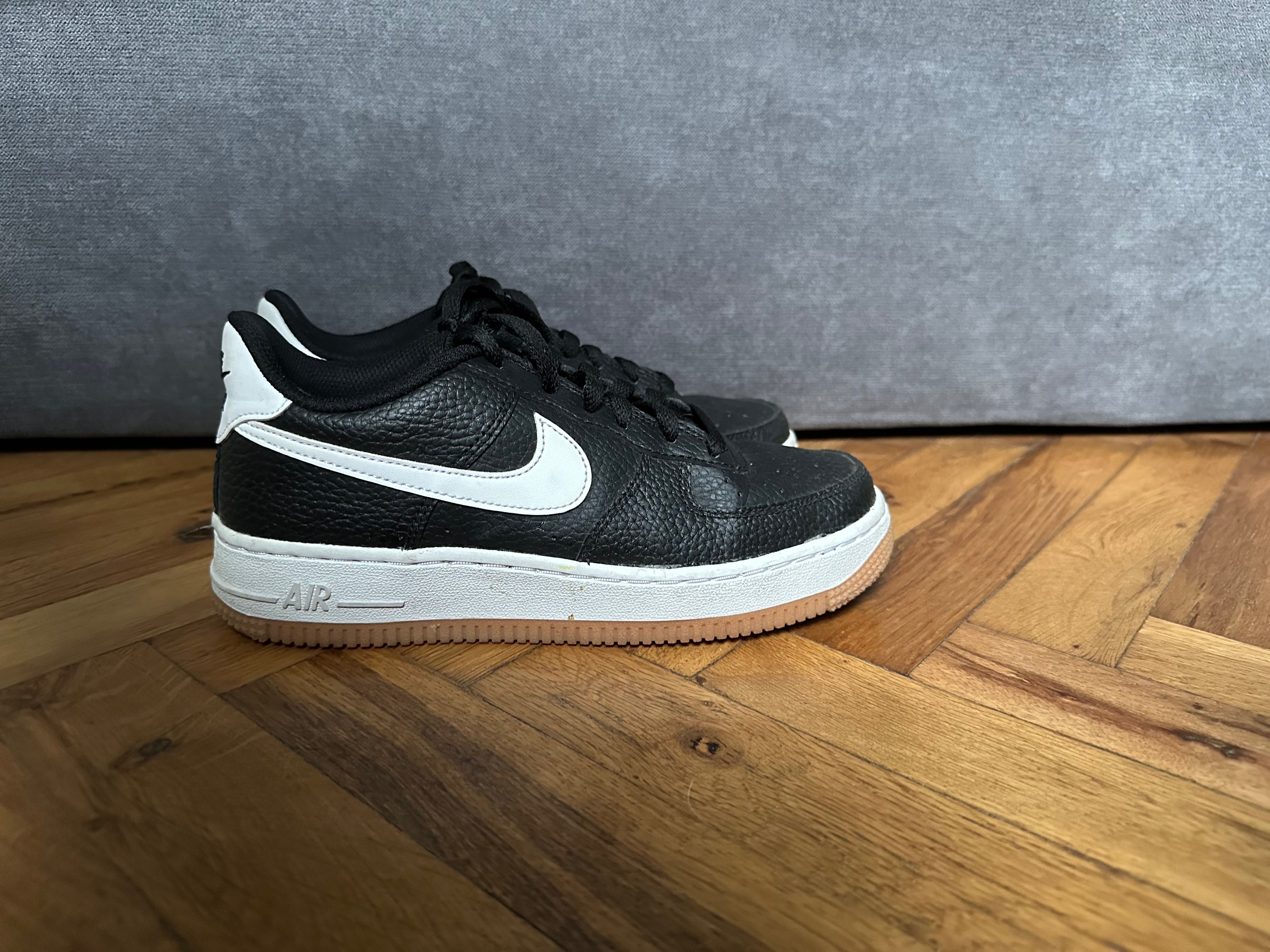 Обувки Nike Air Force - номер 36