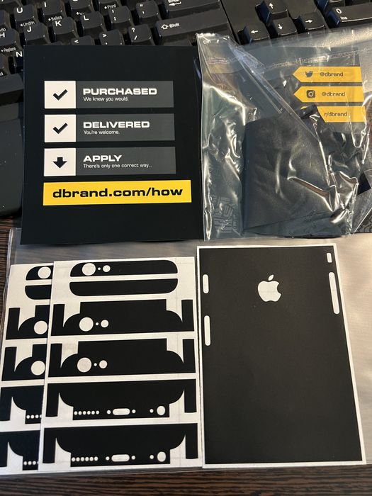 Skin dbrand iPhone 6s negru mat