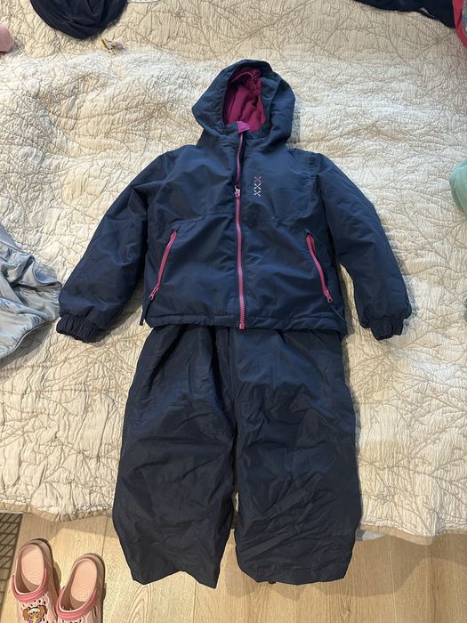 Детски Ски и зимни якета, елеци и панталони.