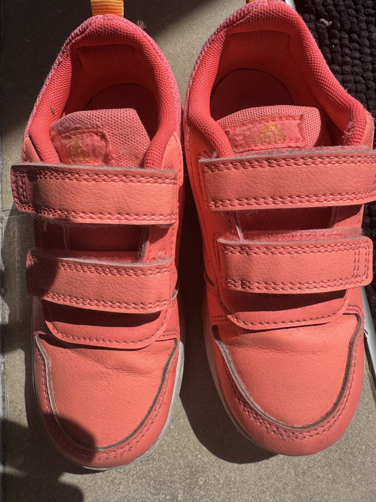 Маратонки Adidas оригинални