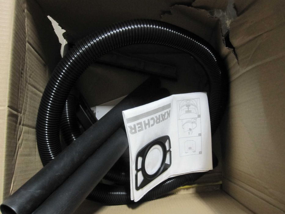 Aspirator Karcher WD 2 PLUS V-12/4/18, Umed/Uscat