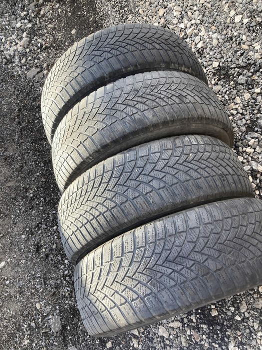 Всесезонни Гуми 225 60 18 Bridgestone dot 21