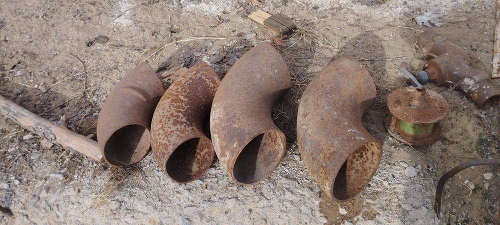 Продам кран, флянец,отводы на 130.и160 по 2шт