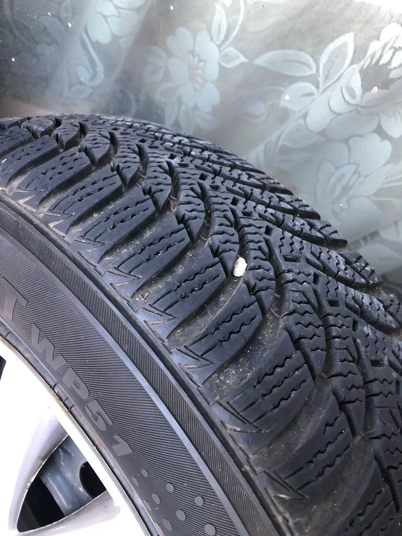 ЗИМНИ ГУМИ С ДЖАНТИ 14 - 175/70/14 - KUMHO
