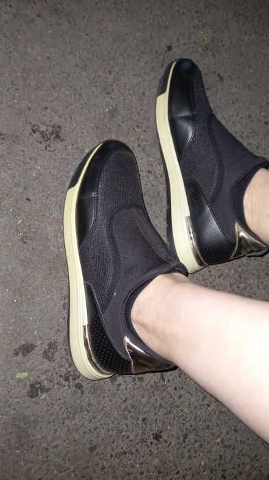 Pantofi dama sport/Adidasi LCWaikiki negrii cu auriu, piele+textil, 40