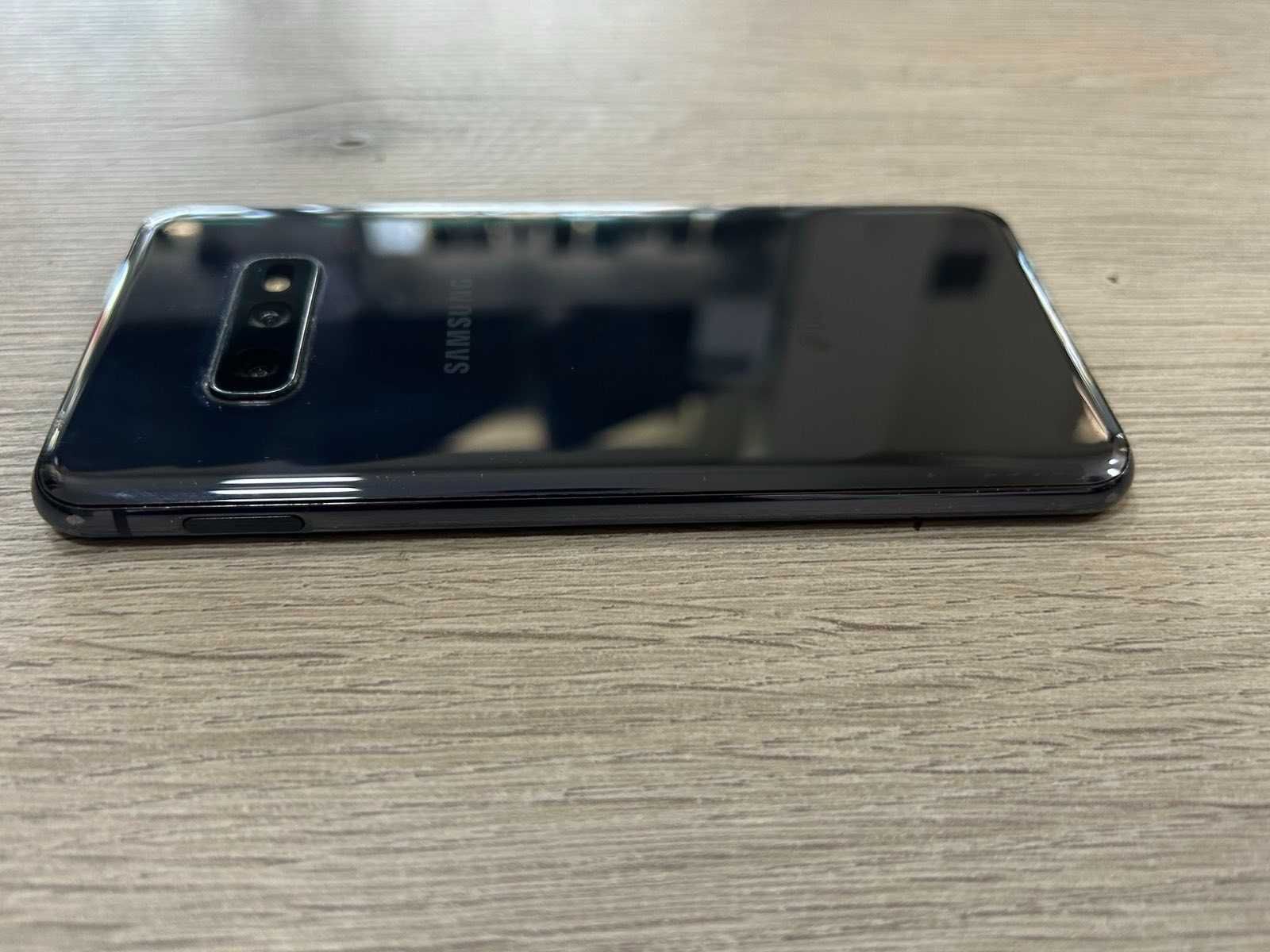 Samsung Galaxy S10e 128GB 6 RAM Dual