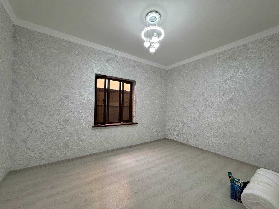 Сергели.Кенгмакон махалля. 2.2 сотихда 4 хонали янги уй сотаман .