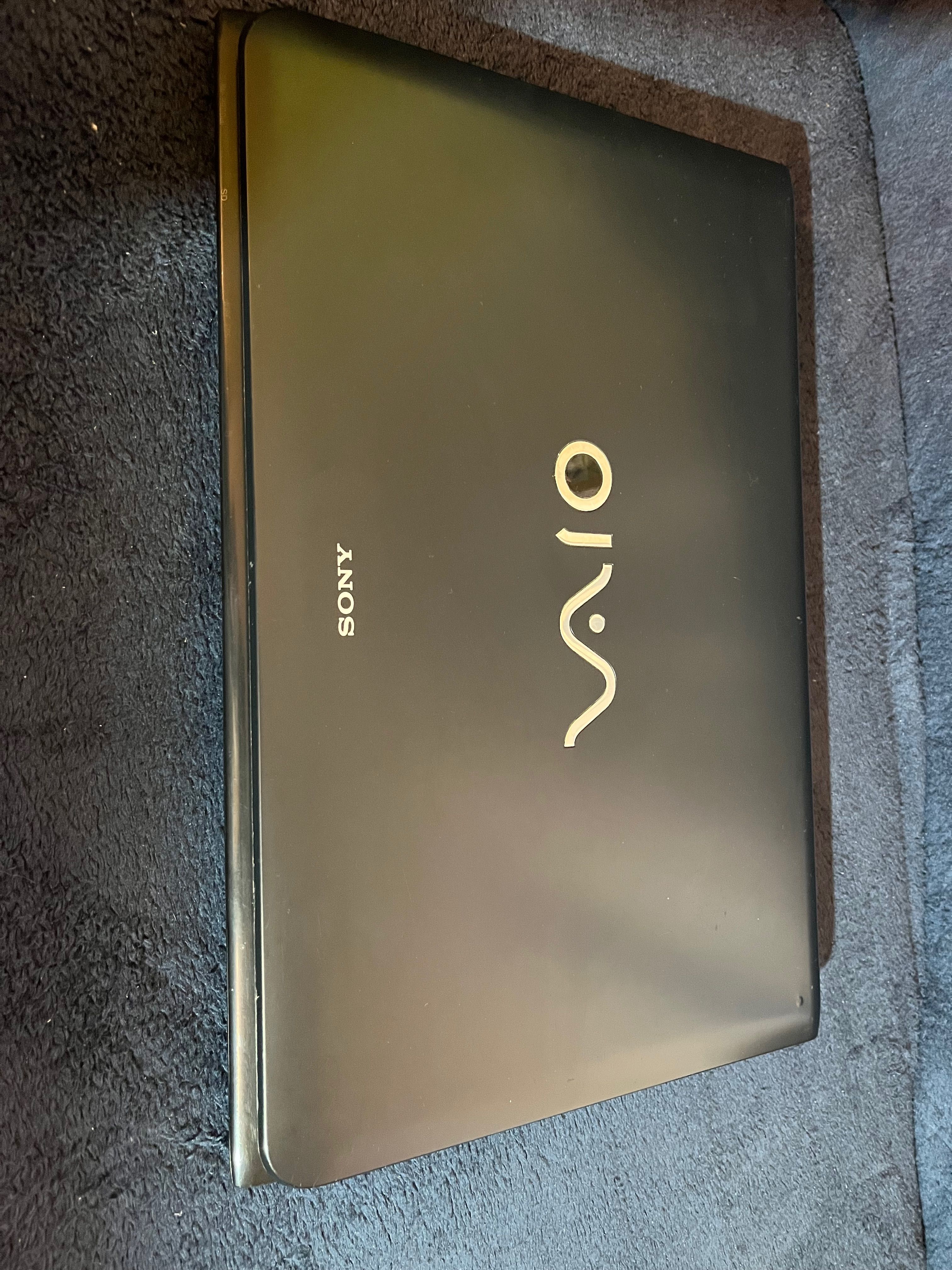 Продавам Sony Vaio