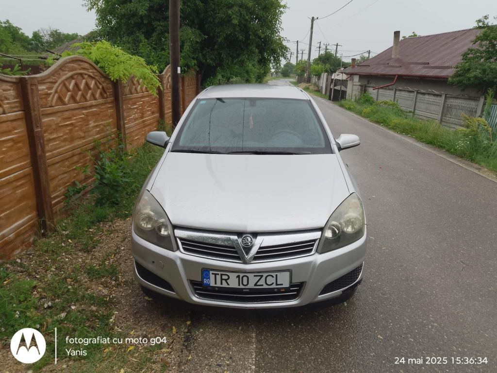 Vand Opel Astra.