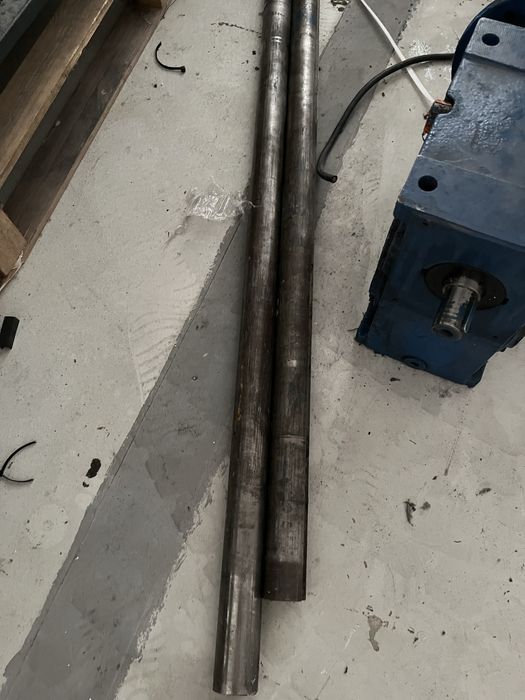 Motor trifazic cu reductor