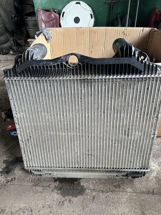 Продам радиатор интеркулер Ман TGX - TGA