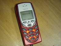 Nokia 8310, functional in orice retea, microfon defect, incomplet