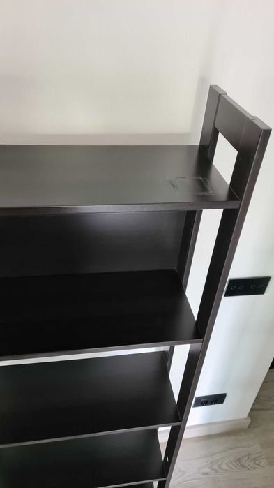 biblioteca ikea Laiva