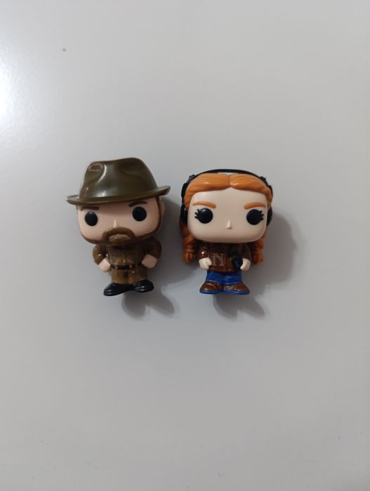 Фигурки Макс и Хоппера,из очень странных дел