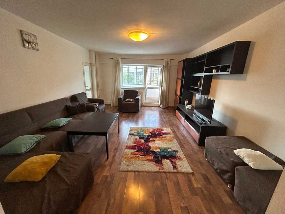 Inchiriez apartament 3 camere, Unirii- 50 m Magazin Unirea