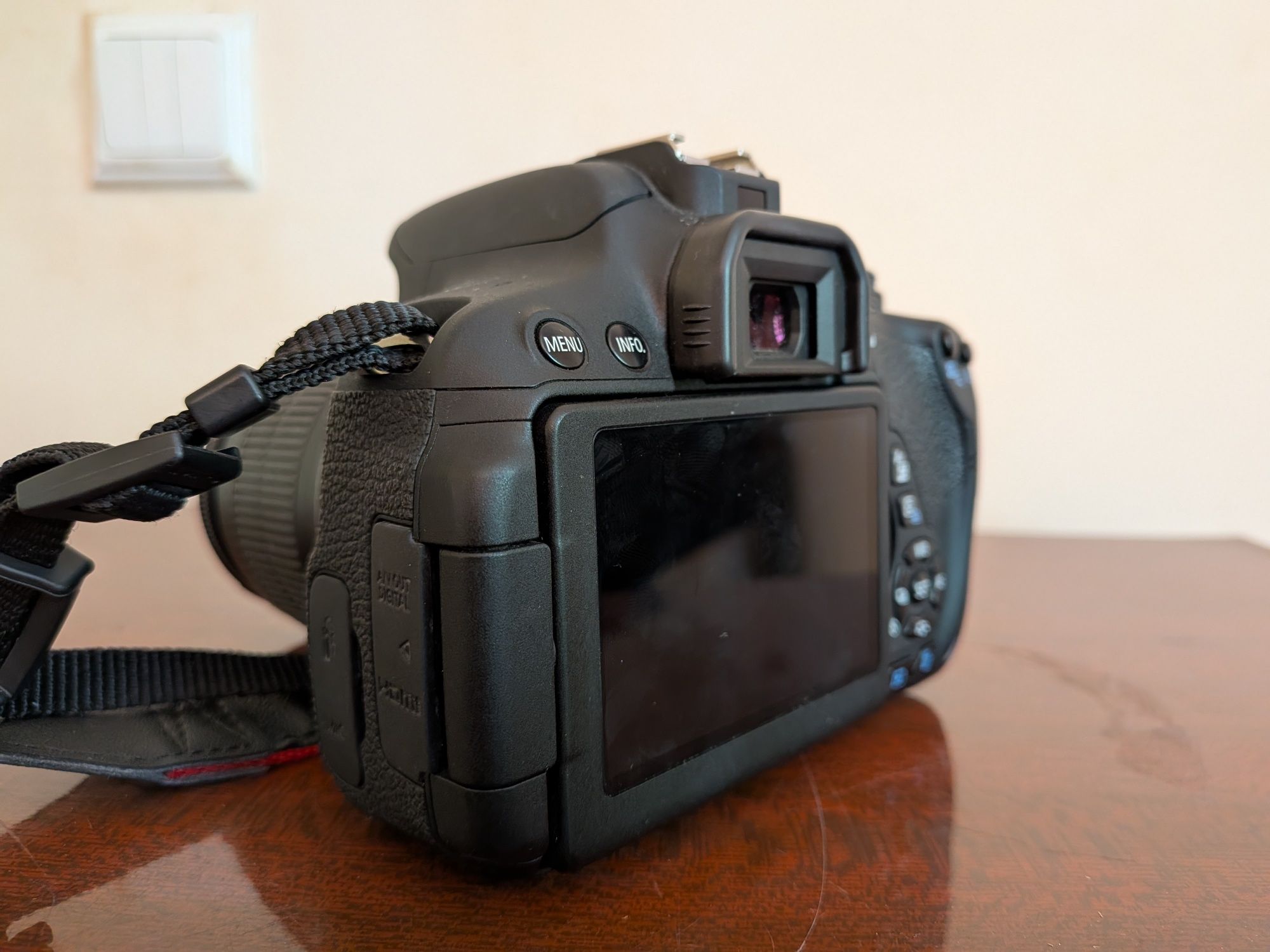 Canon 700D + 18-55mm | Состояние как новое