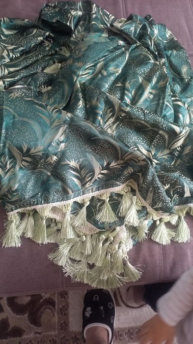 Ламбрикены отдам за большую пачку семечек джинн