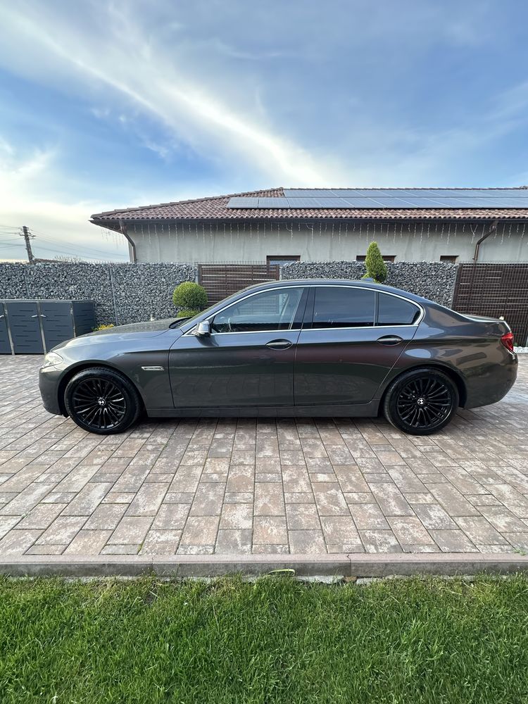 Vand Bmw 520D xdrive LCI automat