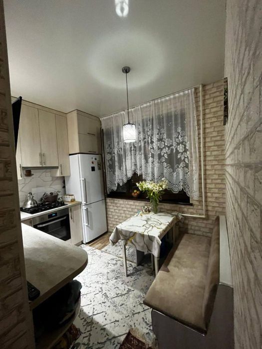 Продаю 3-х комнатную квартиру в районе областного ,27 мед санч. Миллий