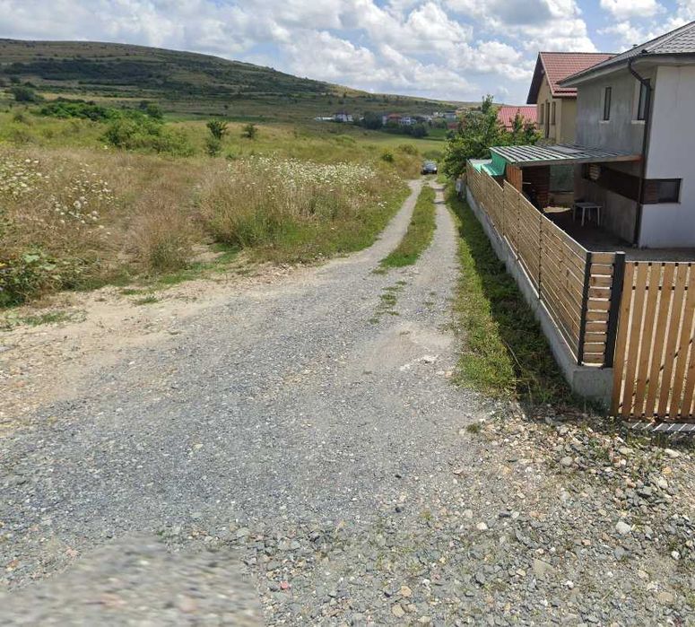 Teren intravilan cu Certificat de Urbanism, intrare in Chinteni