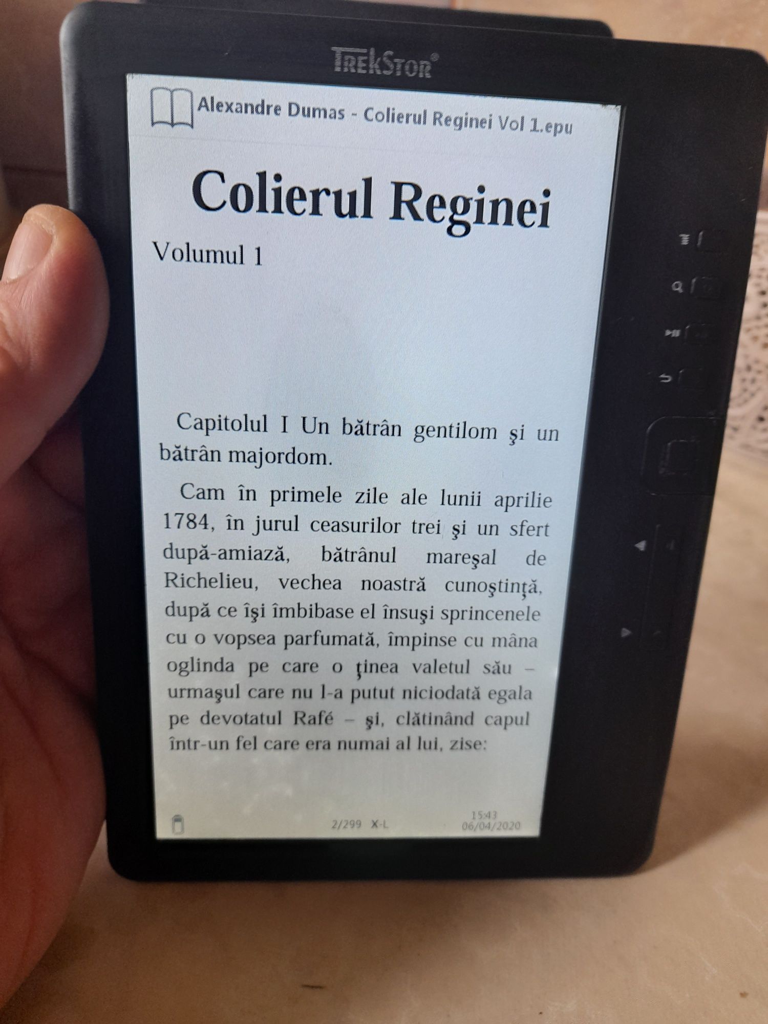 Vind e-book trekstor cu 2300 de cărți în limba româna