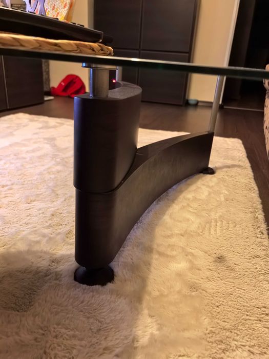 Стъклена холна маса