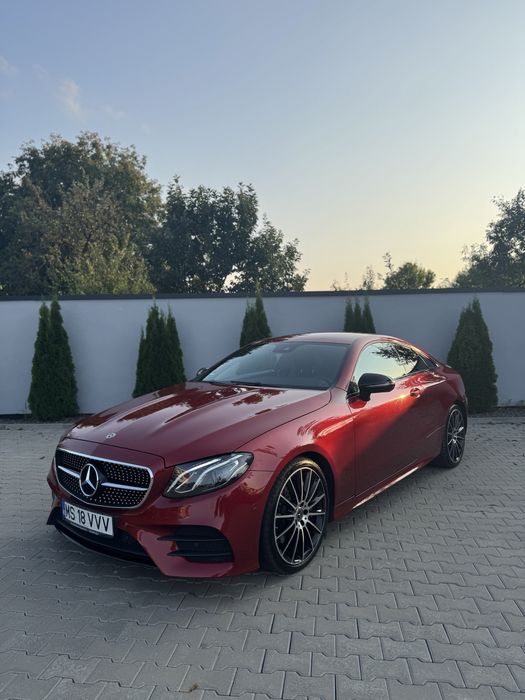 Mercedes e 300 coupe / Display cockpit/ 2018 / impecabila